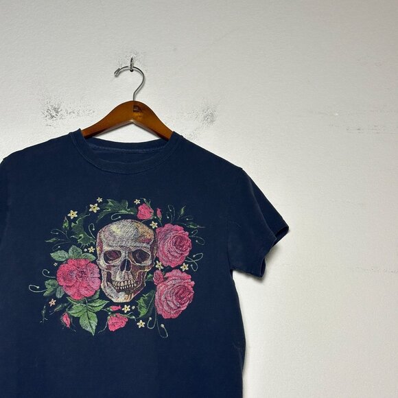 Skull Floral Pattern Punk Whisms Goth Graphic T Shirt Women S Black Pink Roses - Picture 2 of 6